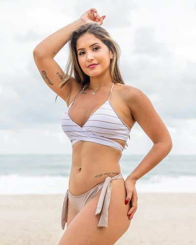 Biquíni Top Transpassado com Calcinha Empina Bumbum Listras Branco e Gold