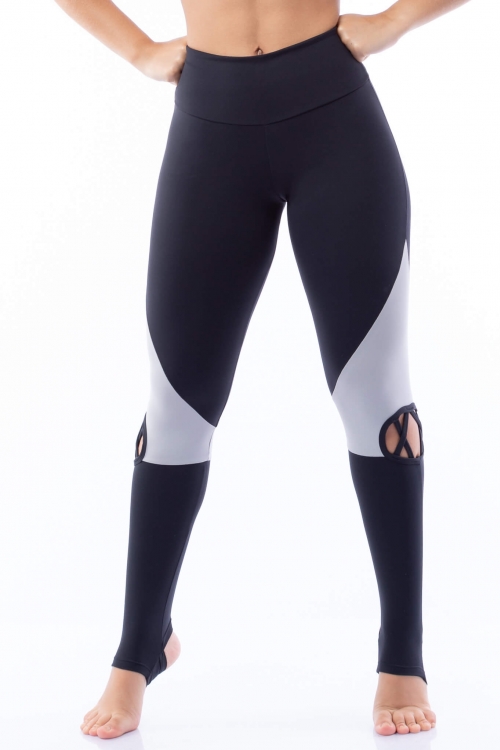 Calça Legging Poliamida Pezinho com Tiras Preta