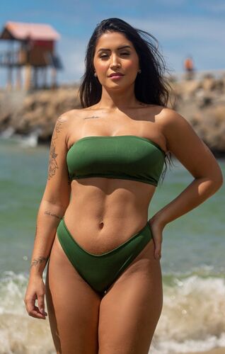 Conjunto Biquíni Top Faixa Lacinho com Calcinha Tradicional Verde