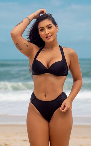 Conjunto Reforçado com Bojo e Calcinha Lateral Larga Preto