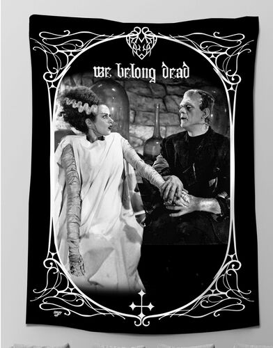Bandeira We belong dead